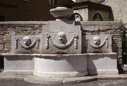 Fontana di San Francesco