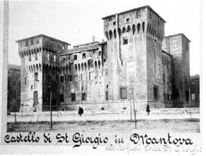 Il castello di San Giorgio a Mantova visto da Porta S. Giorgio.