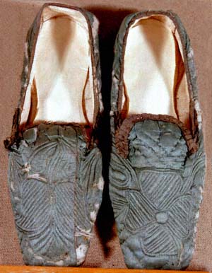 Pantofole usate di Tito Speri nel carcere di Mantova.