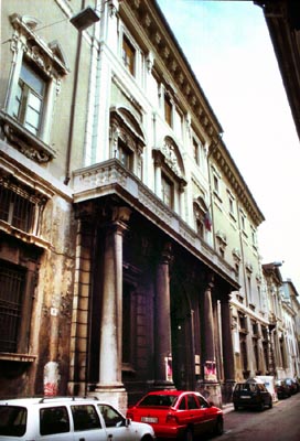 Palazzo Bargnani, ora sede dell'Istituto Tecnico Commerciale "Ballini", sede del Comitato di difesa nei giorni più drammatici delle Dieci Giornate.